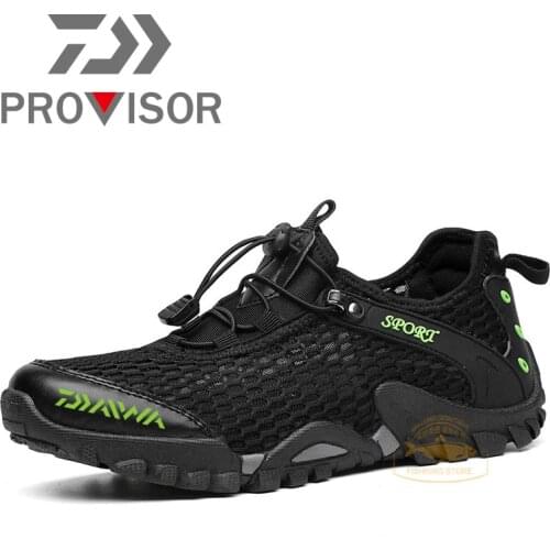 DAIWA Fishing Shoes Men Outdoor Breathable Beach Shoes Summer Lightweight Quick-drying Wading Shoes Sport Shoes