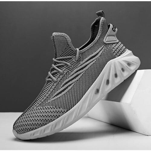 Mens shoes new light sneakers fashion vulcanized casual outdoor sports walking shoes breathable fashion student model