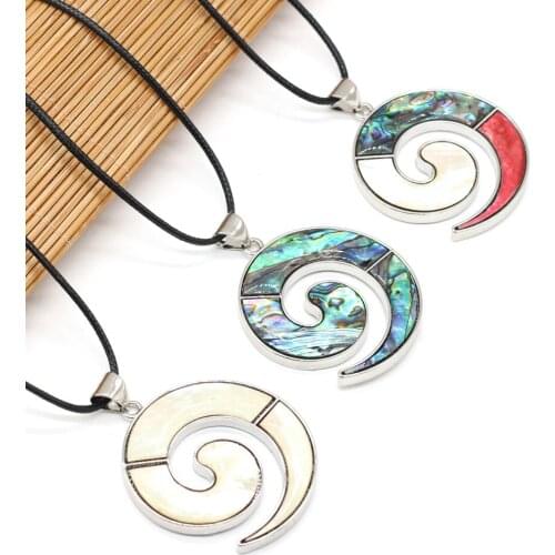 Fashion Circle Shell Pendant Necklace Charms Natural Abalone Shell Pendant Necklace for Jewelry Gift Length 55+5cm Size 40x50mm