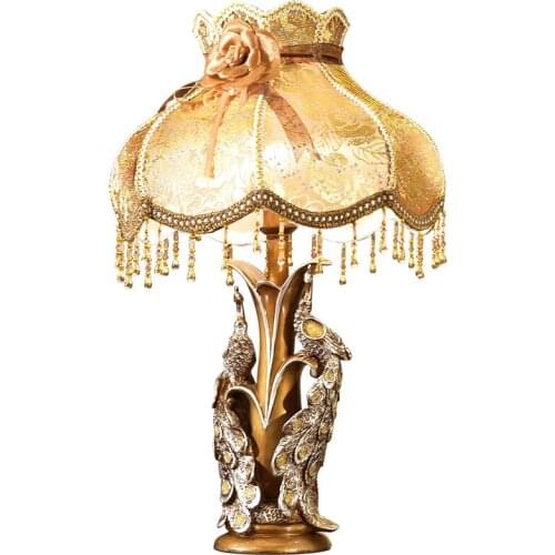 High quality European luxury resin peacock table lamp American retro lace decorative table lamp LED E27 reading light