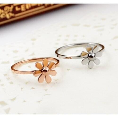 MANGOSKY New fashion titanium steel ring Daisy ring couple rings fine Camellia index finger wedding ring