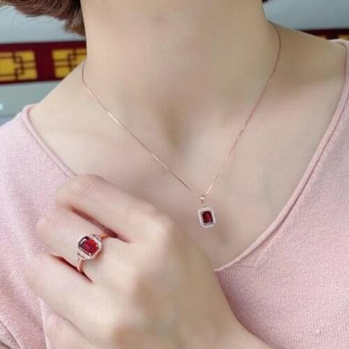 Classic 925 Silver Gemstone Jewelry Set 5mm * 7mm Natural Garnet Ring Garnet Pendant Sterling Silver Garnet JewelrySet for Party
