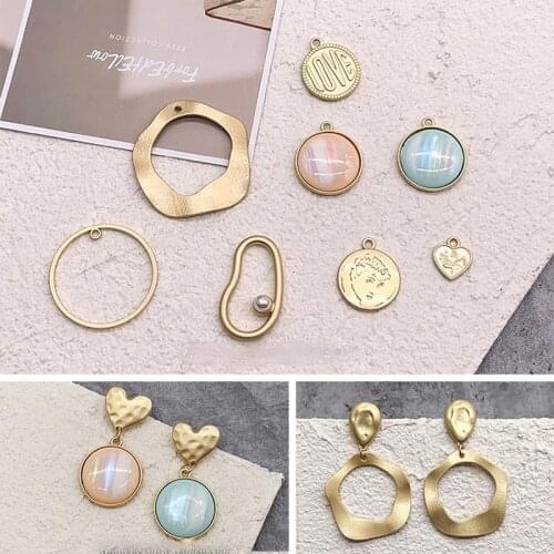 Elegant temperament advanced Asian gold series round card irregular geometric shape pendant DIY earring earring material