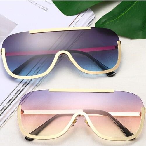 2021 Oversized Sunglasses Men Women Big Frame Round Flat Top Gradient Lens Sun Glasses Female Men Vintage Mirror Shades UV400