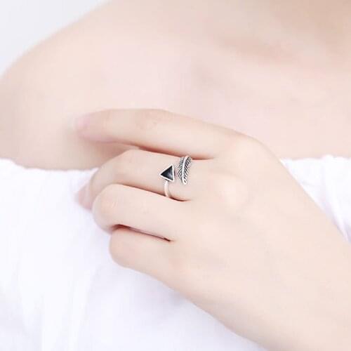 Retro crystal triangle feather opening ring female jewelry