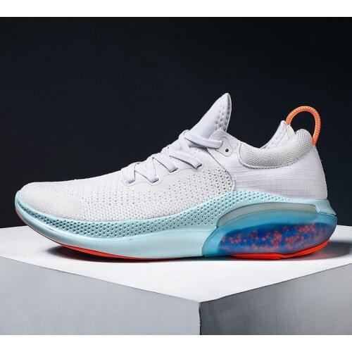 2020 New Brand Running Shoes Men Mesh Breathable Fashion trend Lightweight Fitness Trainer Sport Shoes Damping Male Sneakers