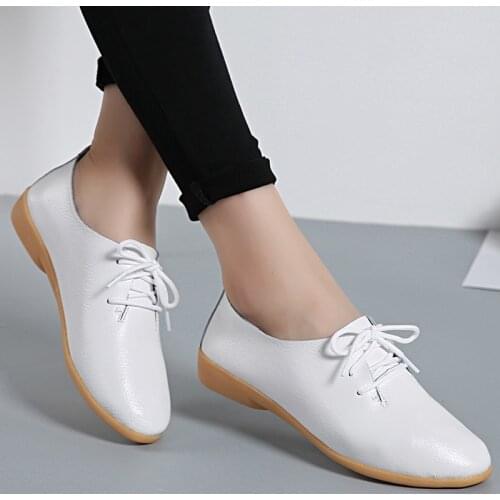 Women Leather Flats Shoes Lace up Sneakers Spring Outdoor Walking Oxford Shoes Female Loafers Casual Suede Flats Stitching