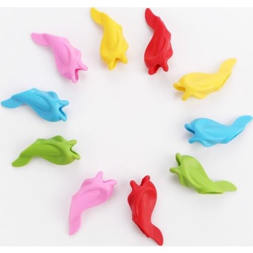 5pcs/bag Children Montessori Learning Partner Students Stationery Pencil Holding Device Correcting Pen Holder Postures Grip toys