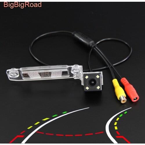 BigBigRoad For KIA Sportage SL / Sportage R / Opirus / Amanti / Borrego / Mohave Car Back up Reverse Rear View Camera / HD CCD