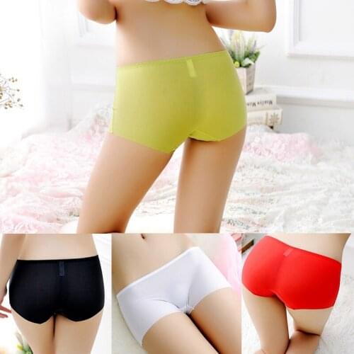1 Piece/new Hot Sale Comfortable Ice Silk Breathable Ladies Mid-waist Underwear Summer Sexy Seamless Boxer Shorts for Students
