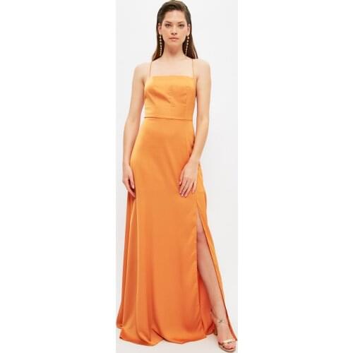 Trendyol Back Detail Satin Evening & Prom Gown TPRSS21AE0309