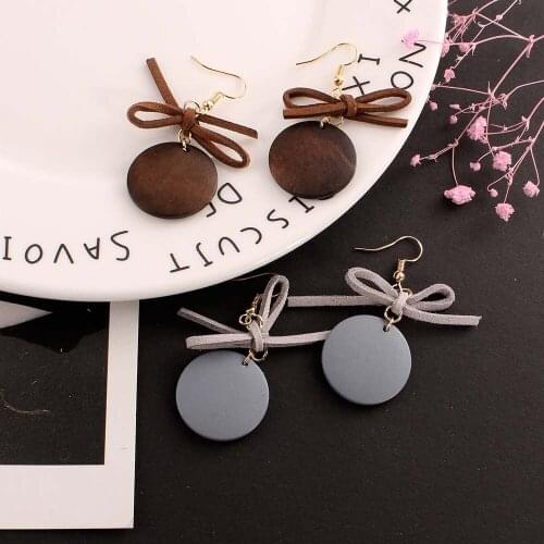 2018 New Fashion Japan And South Korea Retro Round Wooden Bow Geometric Earrings Women Sen Temperament Long Earrings