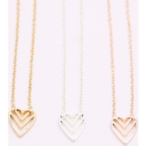 Heart bracelets for girls Peach heart box with letter V bracelets and