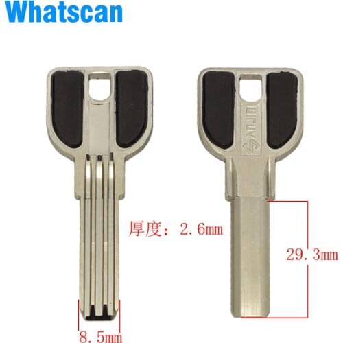 B075 Double step slot blank key