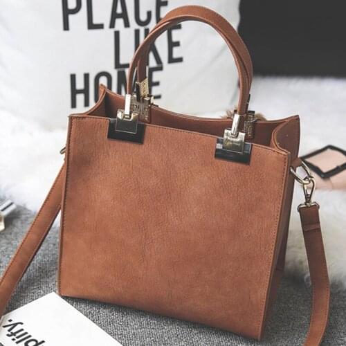 Fashion Hairball Women Handbags Retro Shoulder Crossbody Bags for Female PU Leather Women Shoulder Bag Totes