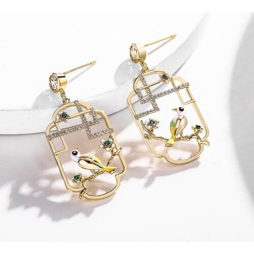 Korean Version Of Creative Long Geometric Plum Blossom Hollow Elegant Earrings New Fashion Bird Antique Party Fun Ear Jewelry