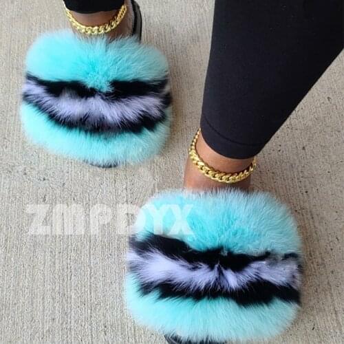 New Arrival Girl Big Fox Fur Slides Ladies Fluffy Shoes Casual Vogue Sandals Travel Snug Slippers Amazing Plush Fur Slippers Hot