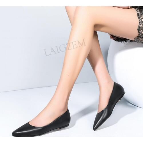 LAIGZEM Quality Women Flats Genuine LEATHER Slip On Shoes Woman Driving Office Ladies Comfortable Footwear Big Size 37 38 40 43