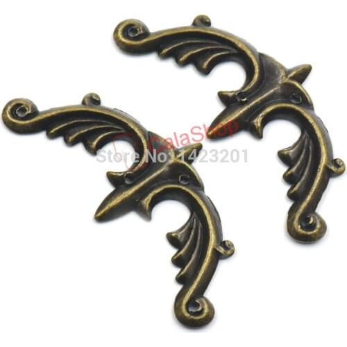 20 Pcs / Lot 73mmx33mm Vintage Jewelry Box Wine Gift Case Book Scrapbooking Albums Corner Protectors Decorative Corner