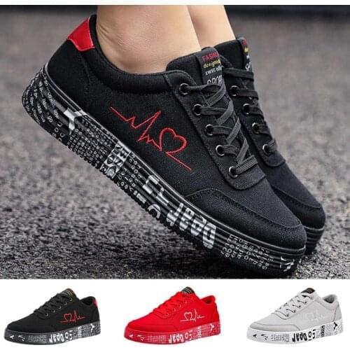 Slip-On Sport Shoes Men Sneakers 2021 Husband Shoes Men Original Large Size Shoes Mens Sports Hiphop Mens Sneakers Aqua Tennis