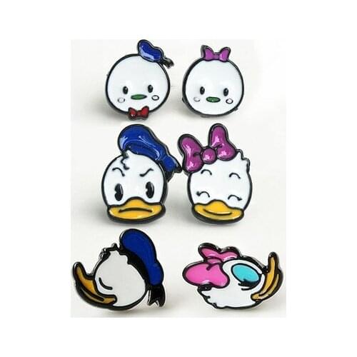 Disney TSUM Donald Duck Fashion Anime Action Figures Cartoon Products Accessories Stud Earrings Girls Unisex Birthday Gifts