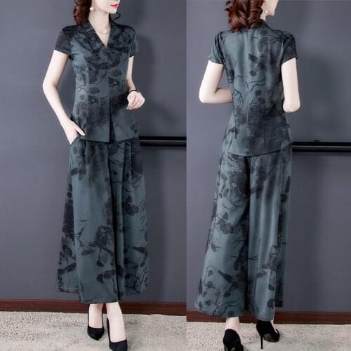 Summer Short Sleeve Silk Suits Fashion Slim 2021 New Retro Printed Shirt And Trousers Set For Women Large Size Two Piece zh951