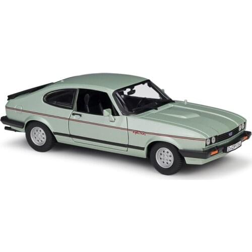 1:24 Bburago 1982 Ford Capri Alloy Model Car Static Metal Model Vehicles