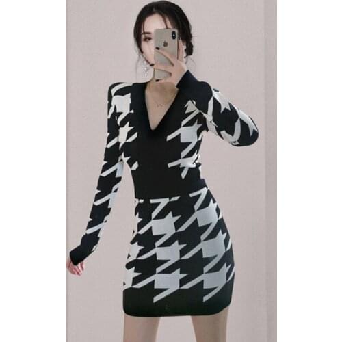 2021 Autumn Houndstooth Jacquard Pattern Knitted Dress Women long Sleeve V-Neck Sheath Slim Pullover Sweater Vestidos