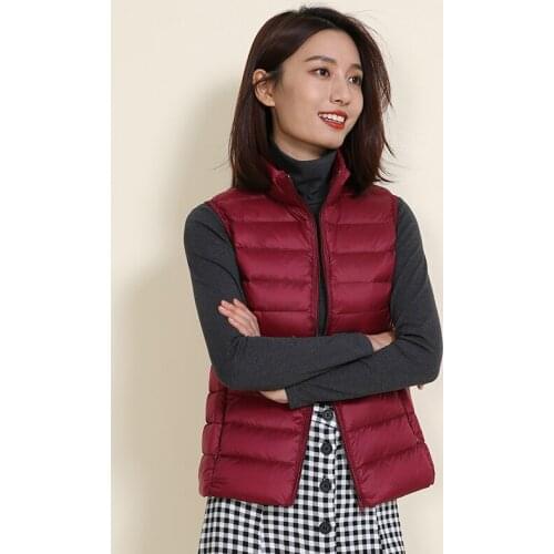 2021 Women Sleeveless Womens Ultra Light Down Vests Slim Jacket Girl Gilet Plus Lightweight Windproof Warm Waistcoat