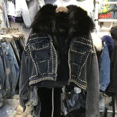 2020 winter women warm fur lining big fox fur turn down collar denim short jackets beading loose casual street coats A235