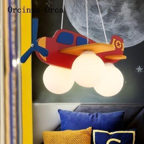 Creative Cartoon Colorful Solid Wood Aircraft Chandelier Boys and Girls Bedroom Childrens Room Lamp LED Decorative Chandelier