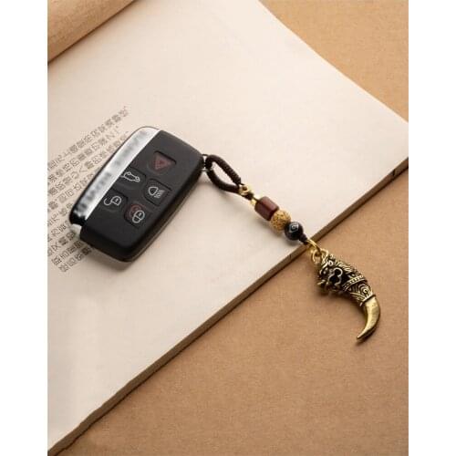 For Chevrolet Cruze CAPTIVA MALIBU AVEO TRAX SAIL Equinox Car keychain Brass pendant beautiful Decoration Car styling