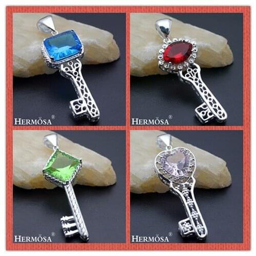 Hermosa Jewelry $15/4Pcs Classic key shape 925 Steling Silver Color Necklace Pendant CX11
