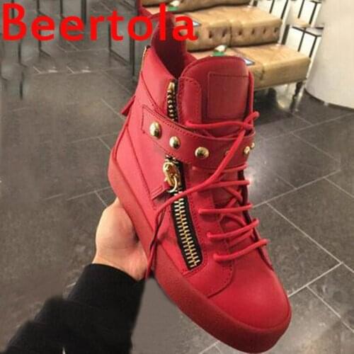 2021 Beertola Male Rivet Loafers Men Casual Shoes Red Black White Colors Dress Flats Sole Zipper Lace-Up Outdoor Sneakers