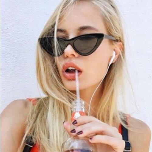 Sexy Ladies Brand Designer Sunglasses Women Luxury Plastic Sun Glasses Female Classic Retro Cat Eye Outdoor Oculos De Sol