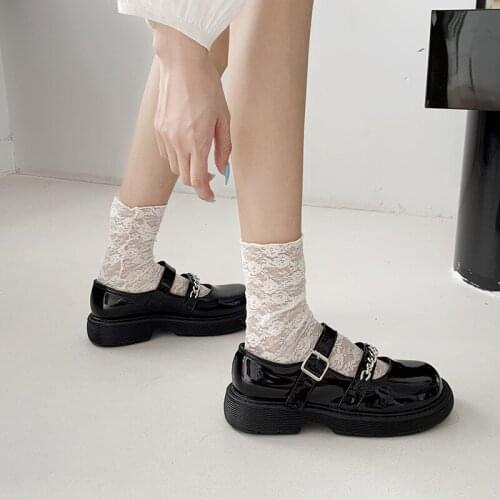 Flats Shoes Womens Autumn Spring 2021 New Casual Thick Chain Womens Shoes British Retro Mary Jane Shoes Large Size 35-43