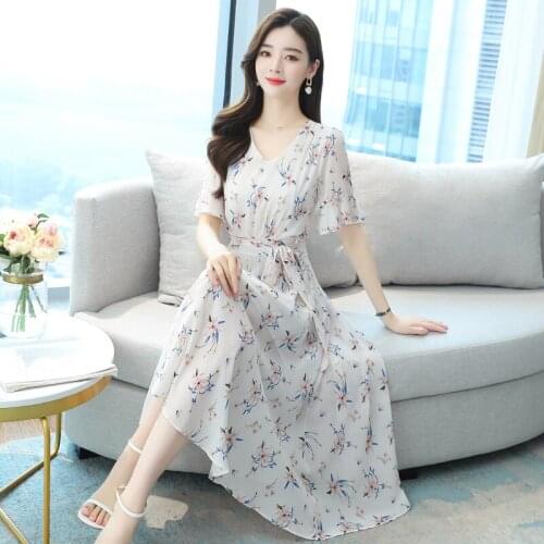 Fashion new summer V-neck Long dress French retro Short sleeve small floral white dress female 2021