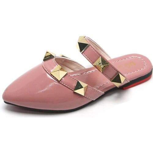 Girls Pointed Flat Half Slippers Spring and Summer New Fashion Anti-kick Rivet Slippers Childrens Outerdoor Casual Slippers