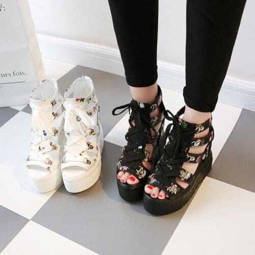 2020 Spring Women Sandals High Heel Casual Ethnic Flower Floral Open Toe Wedges Platform Height Increasing Chunky Ladies Shoes