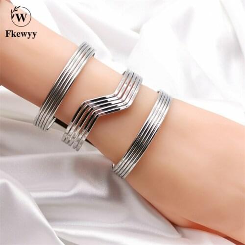 Fkewy Gothic Bracelets For Women Hollow Out Charm Jewelry Fashion Geometry Punk Cuff Bracelets Temperament Jewellery Accessories