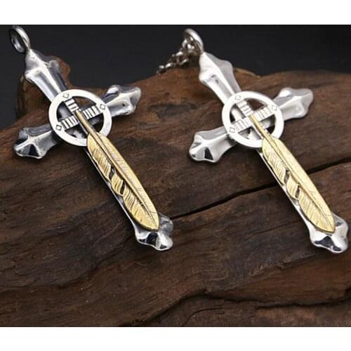 S925 Sterling Silver Jewelry Retro Thai Silver Round Card Creative Cross Feather Men and Women Pendant