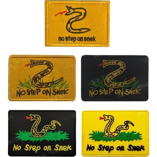 1 Pc Embroidery PVC Don't Step on Snakes Tactical Hook and Loop Badge Military Combat Battle Armband Backpack Hat Applique