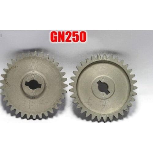 Free shipping FOR SUZUKI GN250 oil pump gear crankcase above the clutch drum mounted behind