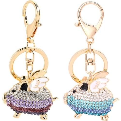 Crystal Flight Pig Alloy Keychain Car Key Holder Bag Charm Exquisite Gift Trinket Friend Cute Fly Animal Keyring Fine Jewelry