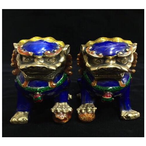 Statue cloisonnée chinoise ancienne en cuivre une paire de Lions cloisonnés