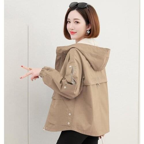 2021 New Womens jackets Long Sleeve Hooded Causal Windbreaker Female Basic Coats Zipper Lightweight Jackets Bomber Outwear