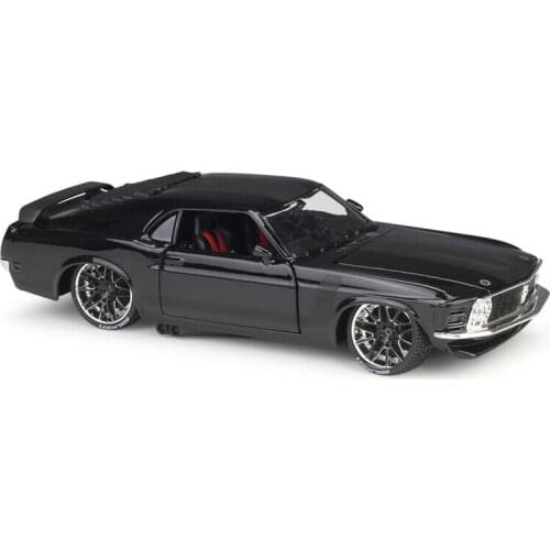 Maisto Design 1:24 1970 Ford Mustang Boss 302 Black Diecast Model Racing Car