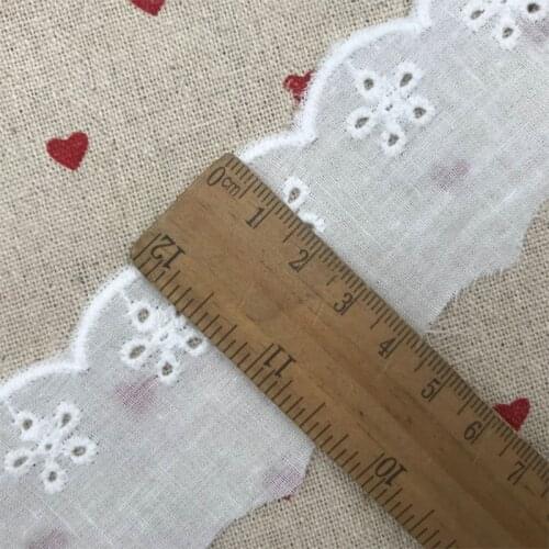 3CM Wide HOT white Embroidery flower lace fabric trim ribbon DIY sewing applique collar Ruffle guipure dress wedding cloth decor