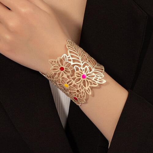 Whomewho Wide Bracelets