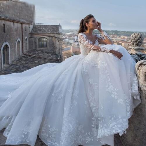 Vestidos De Novia Long Sleeve Ball Gown Wedding Dresses Pearls Appliques Fashion Robes De Mariage Backless Bochzeitskleid